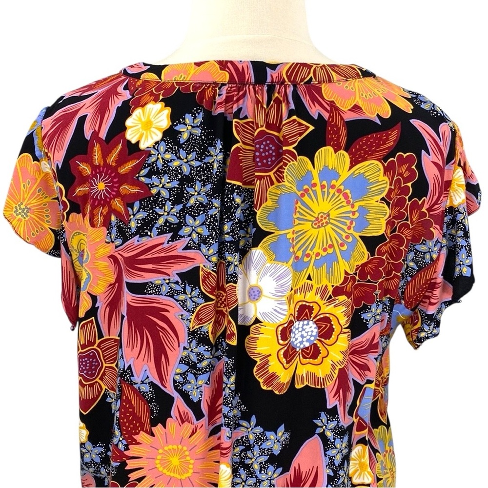 Rachel Rachel Roy Floral Hawaiian Tropical Print Flutter Sleeve V-Neck Blouse - Picture 7 of 16
